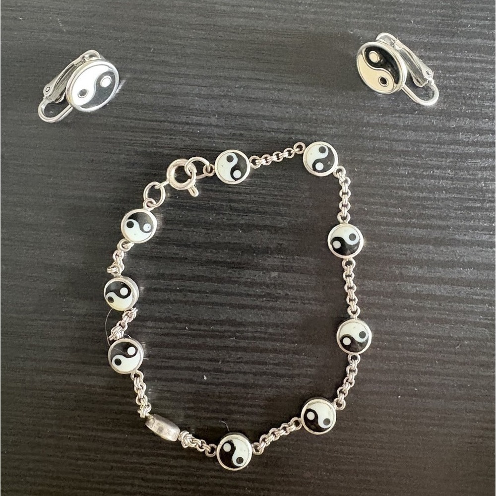 Vintage 925 Sterling Silver Yin Yang Bracelet and Earing Set Read!
